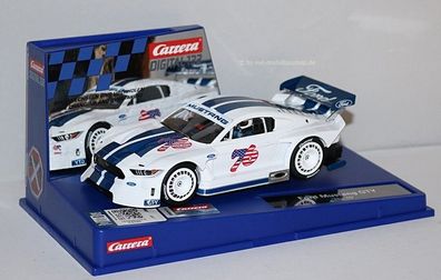 31083 Carrera Digital 132 | Ford Mustang GTY No. 76 | 1:32 + Red Bull Bogen