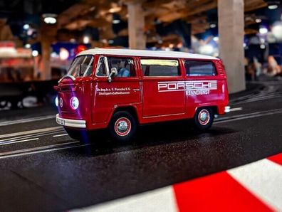 31096 Carrera Dig.132 | VW Bus T2b | Porsche Renndienst | 1:32