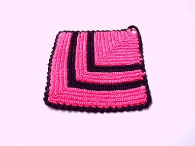 Topflappen gehäkelt Echte Oma Handarbeit Baumwolle Reliefmuster Rosa Schwarz