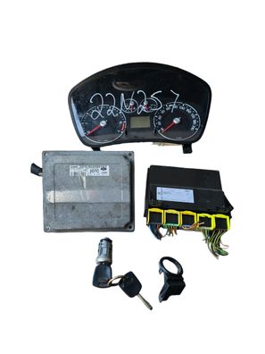 Ford Fiesta V Motorsteuergerät Set 6S6112A650NC