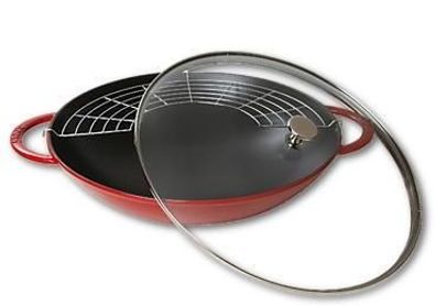 Wok STAUB aus emailliertem Gusseisen, 37 cm, kirschrot