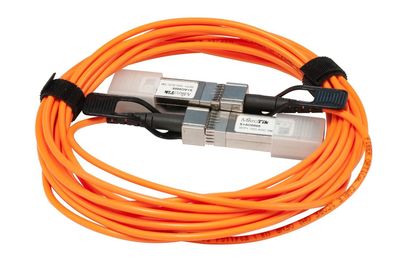 Direktanschlusskabel Mikrotik S+AO0005 5 Meter Orange