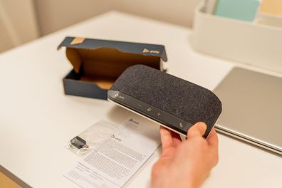 Intelligenter Lautsprecher Poly Sync 10 mit Mikrofonen