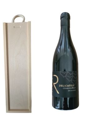 Geschenk Geschenkbox Chardonnay Delicatius 2021 Qualitäts Wein in einer Holzbox