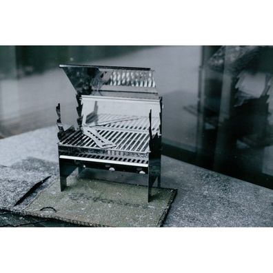 Mini Faltbarer Holzkohlegrill Partner aus Edelstahl