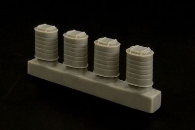 Hauler 1:48 HLF48020 Soviet thermos cans - NEU