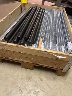 Gewindestangen DIN 975 verzinkt blank M20 - M48 Palette 83