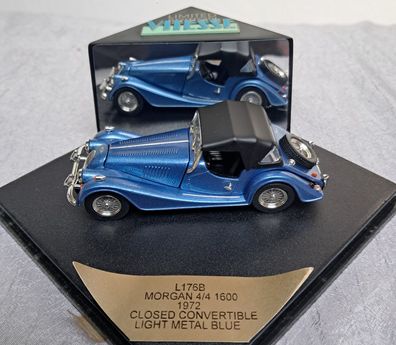 Morgan 4/4 1600 blaumetallic mit schwarzem Softtop , limitiert, Vitesse