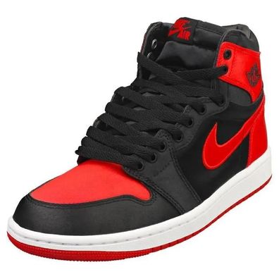 Sneaker Nike Air Jordan 1 Retro High OG Satin Bred