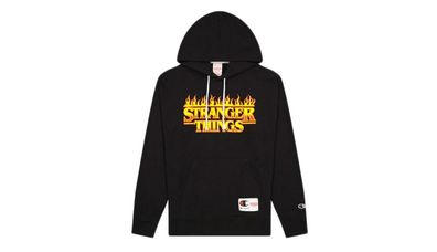 Hoodie Champion x Stranger Things Oversize Schwarz