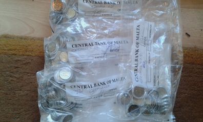 Original 100x2 euro 2022 Malta Erasmus unzirkuliert prägefrisch aus Rolle entnommen