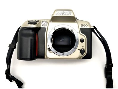 Nikon F60 Body Gehäuse SLR Autofokus Kamera analoge Spiegelreflexkamera AF