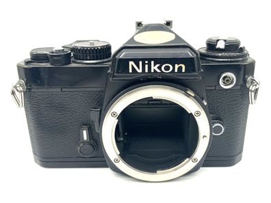Nikon FE 35mm Spiegelreflexkamera SLR analog Body Gehäuse (Nikon F)