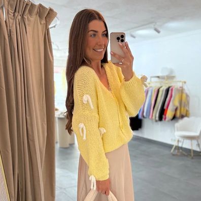 Strickjacke Damen Cardigan mit Schleifen „Anna“ Gelb Onesize (XS-XL) Frauen Frau
