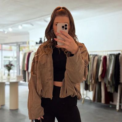Blogger Jacke Damen, Virale Bloggerjacke Lisa Taupe Gr S-M Faux Wildleder Frau