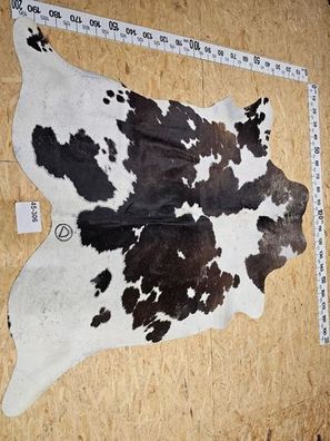 Kuhfell mit kleinen Mängeln 45-306