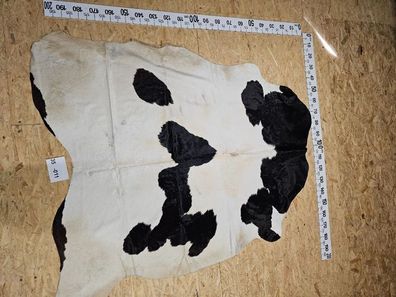 Kuhfell mit kleinen Mängeln 35-011