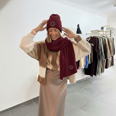 Schal Damen Nora Weinrot Schals mit Smiley Stickerei Frauen Halstuch Damenschal