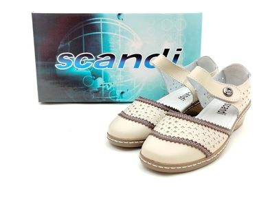 scandi Damen Klett Sandale Zehen und Ferse geschlossen kleiner Keil beige braun