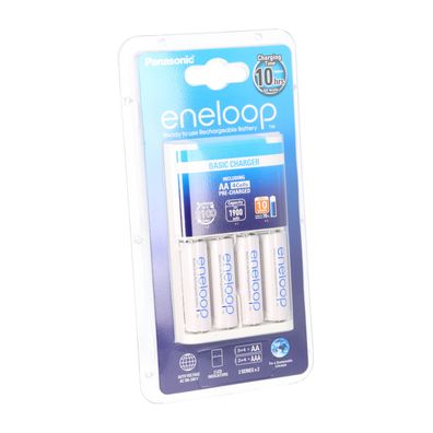 eneloop Standardladegerät BQ-CC51 inklusive 4x AA Akkus