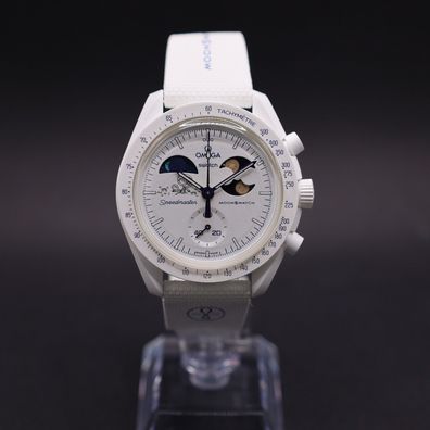 Swatch OMEGA Mission to Earthphase Moonshine Gold Moonswatch White SO33W701L