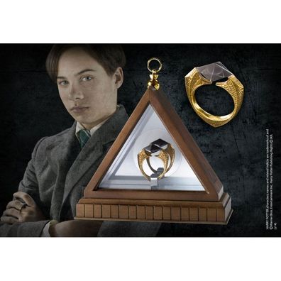 Harry Potter Replik 1/1 Lord Voldemorts Horkrux Ring (vergoldet)