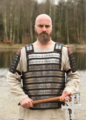 Lamellenpanzer Typ Birka, Stahl und Leder