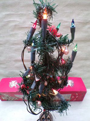 alter künstlicher Tannenbaum Lichterkette Wattepilze Messingständer Luminose