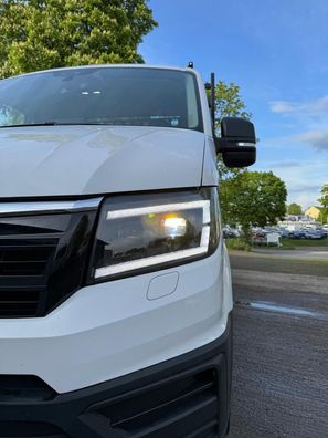LED Tagfahrlicht Scheinwerfer für VW Crafter II / MAN TGE 2017+ / schwarz dynamisch
