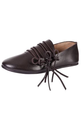 Schnürschuh für Damen, Spätmittelalter