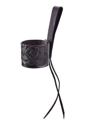 Leder Hornhalter für Trinkhorn, geprägter Drache, Jelling-Stil, schwarz