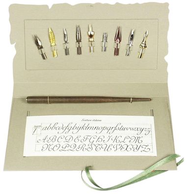 Rubinato Schreibfedern auf Museumskarton 9 verschiedene Federn + Federhalter