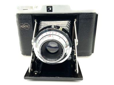 Adox Golf Klappkamera mit Adoxar 1:6.3 75mm red V Vario