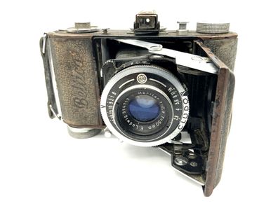 Balda Beltica Klappkamera mit E. Ludwig Meritar 1:2.9 50mm red V C. Ludor