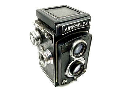 Aires Airesflex TLR mit Olympus Zuiko F.C. 1:3.5/7,5cm Seikosha-Rapid zweiäugig