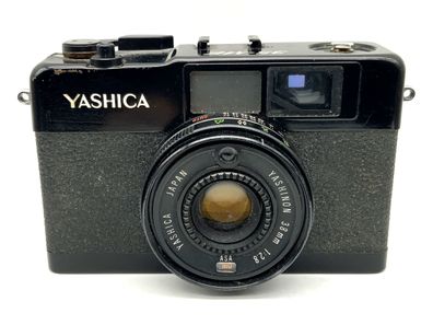 Yashica 35-ME Sucherkamera mit Yashinon 38mm 1:2.8 Kompaktkamera Analogkamera