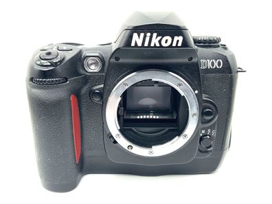Nikon D100 Spiegelreflexkamera DSLR digital Body Gehäuse (Nikon AF)