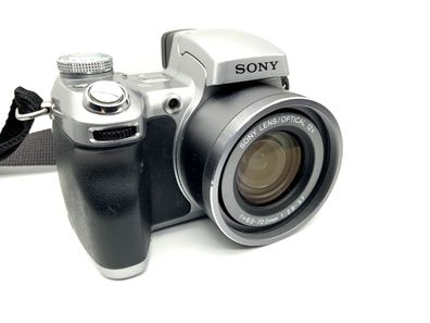 Sony Cybershot DSC-H1 mit Optical 12x Lens f=6.0-72.0mm 1:2.8-3.7 5.1 MP