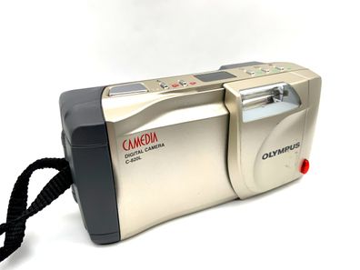 Olympus Camedia C-820L Digitale Kompaktkamera mit 5mm 1:2,8