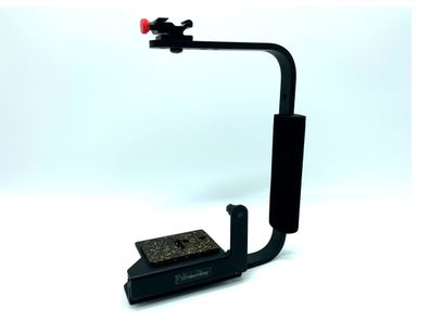 Stroboframe 310-900 Handgriff für die meisten 35mm SLRs + 6x4,5cm Klapphalterung