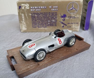 Mercedes W196 silber #8 Brumm