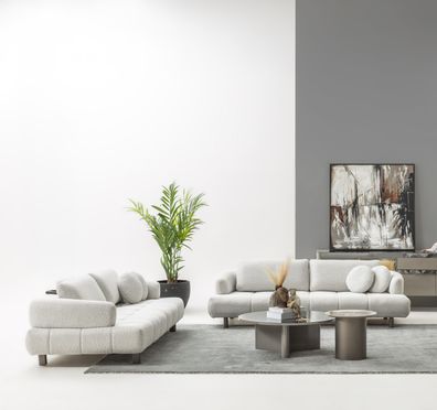 Modernes Wohnzimmer Set 2x 4 Sitzer Couchtisch Beistelltisch