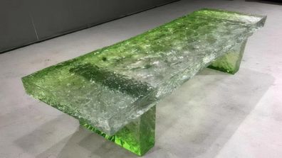 Grüne transparente Bank Bank aus Epoxidharz Designerbank Epoxidharzmöbel