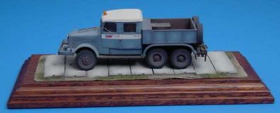 Hauler 1:87 HLR87027 Tatra T141 - NEU