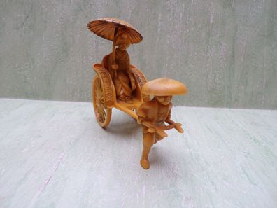 alter Rischka Fahrer Geisha Japan verm Zelluloid ca 8,5x10cm