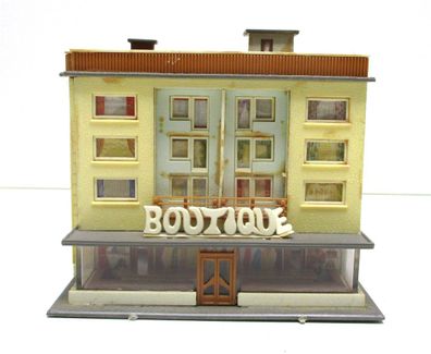 Spur N Fertigmodell Stadthaus der '60er von Faller