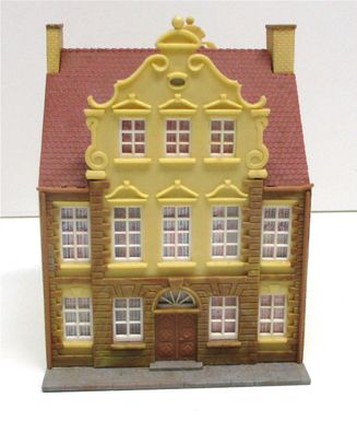 Spur N Fertigmodell Stadthaus von Kibri Eckhaus barock