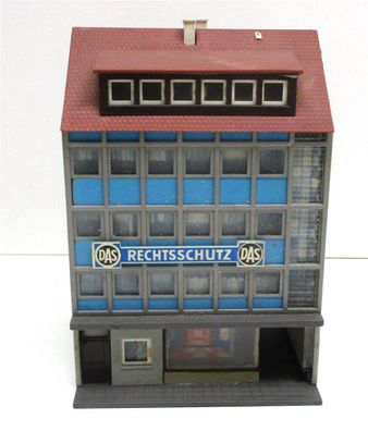 Spur N Fertigmodell Modernes Stadthaus von Kibri Teppich Center