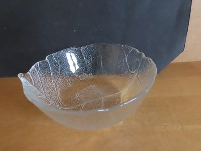 Glasschale kleine Dessertschale Relief Blattform ca.5 cm hoch/ Arcoroc