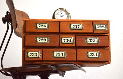 kleiner Schubladenschrank Antik Apothekerschrank Alt Vintage Schubladenschränkchen